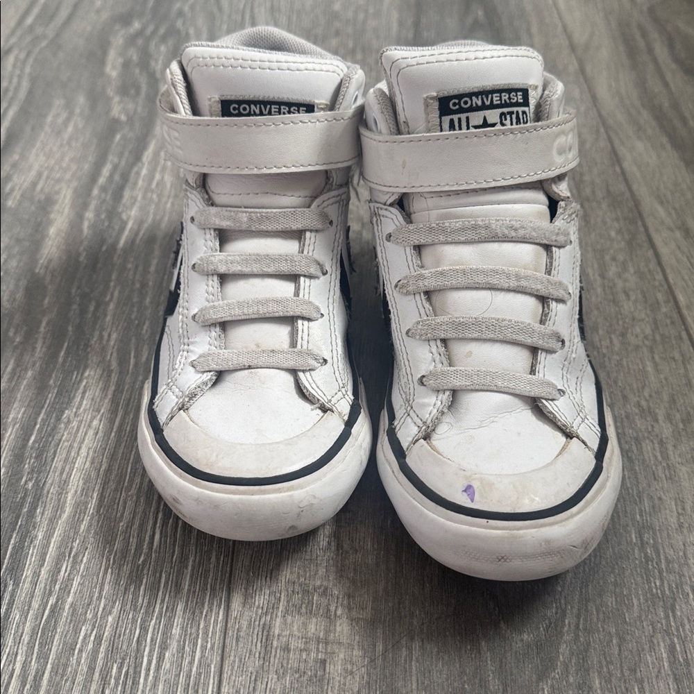 Converse White and Black High-Top Sneakers - Picture 5 of 9